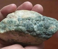 有幾塊場口老料，懂的朋友歡迎交流。